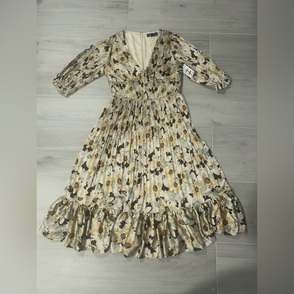 NEW POLO RALPH LAUREN Micro Pleated Floral Satin Midi Dress Size 10 - Picture 3 of 12